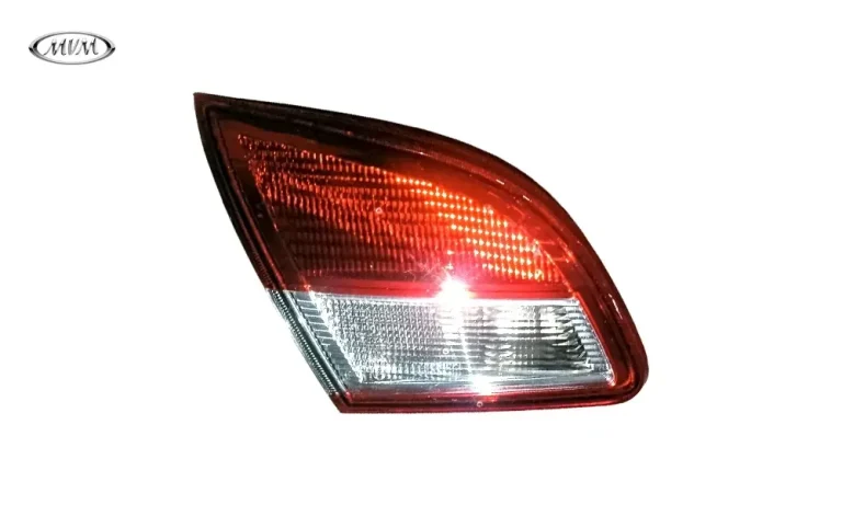 چراغ خطر عقب صندوق ام وی ام 315 نیو صندوقدار