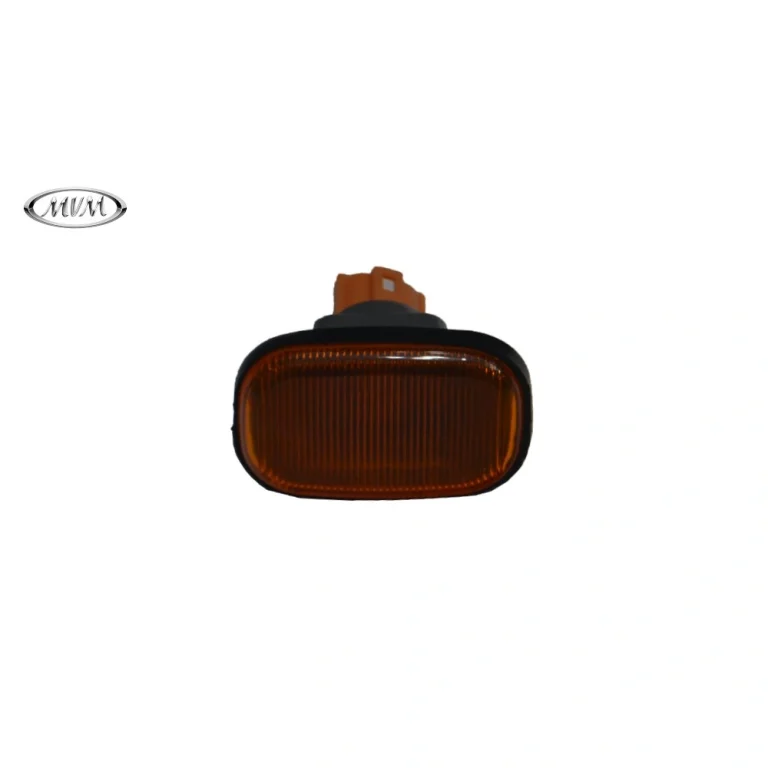 چراغ راهنما روی گلگیر جلو ام وی ام X33