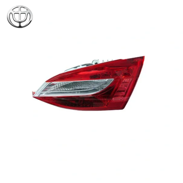 چراغ عقب روی صندوق برلیانس V5